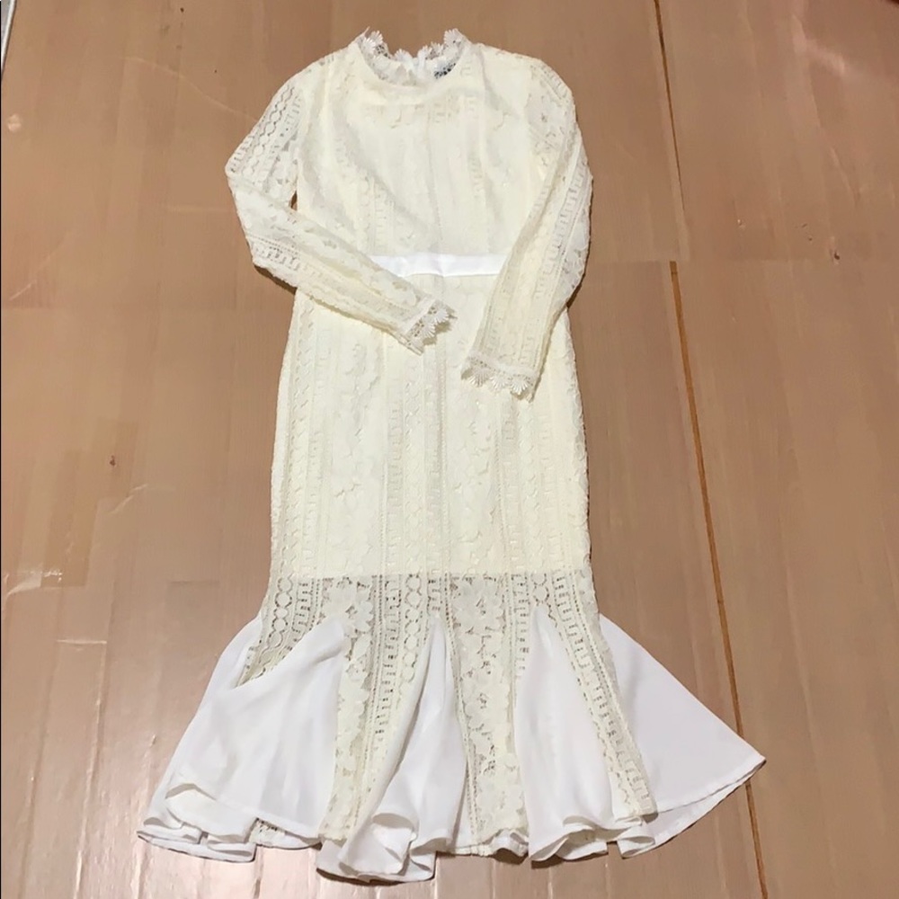 White pretty dress new